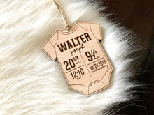 Load image into Gallery viewer, Wooden Birth Stats Ornament
